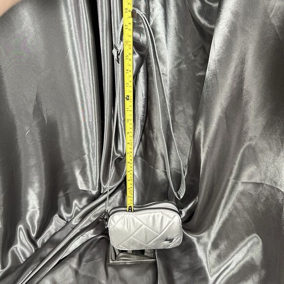 LUG Quilted Coupe SE‎ Convertible Crossbody Waist Belt Bag Purse Silver Summer - Picture 8 of 16